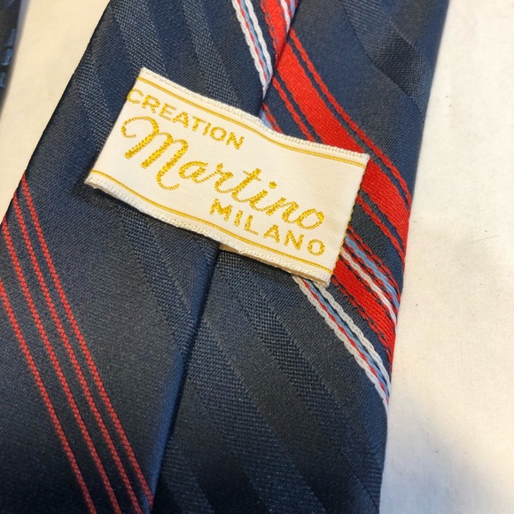 Vintage Men’s Neckties Red Navy Tones Vintage - Picture 11 of 15